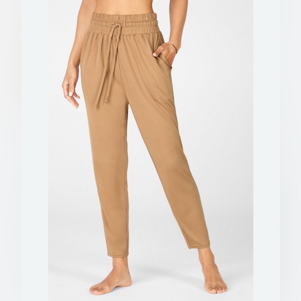Fabletics Blaine Harlem Pant Casual Lounge Size XL Tan Khaki